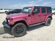 ✅ 2021 Jeep Wrangler Unlimited Sahara • VIN: 1C4JJXP68MW852703 • Lot: 52953795. Listed on Copart with 25,437 mi. Free auction sales archive from the USA and detailed vehicle history report at DreamBid. Image 1.