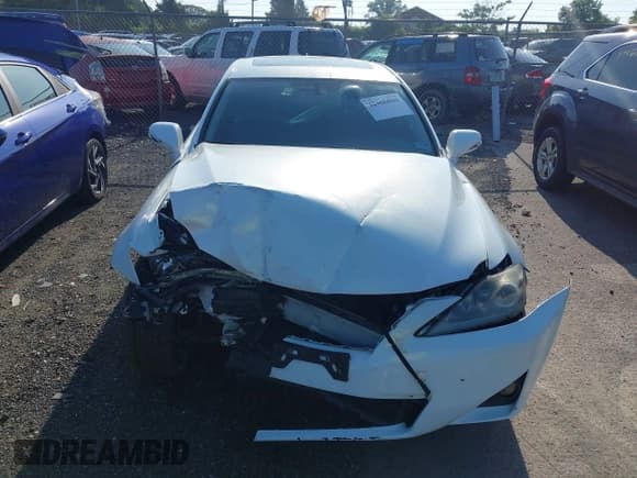 ✅ 2012 Lexus IS 250 • VIN: JTHCF5C25C5060352 • Lot: 42566800. Listed on IAAI with 147,727 mi. Free auction sales archive from the USA and detailed vehicle history report at DreamBid. Image 13.