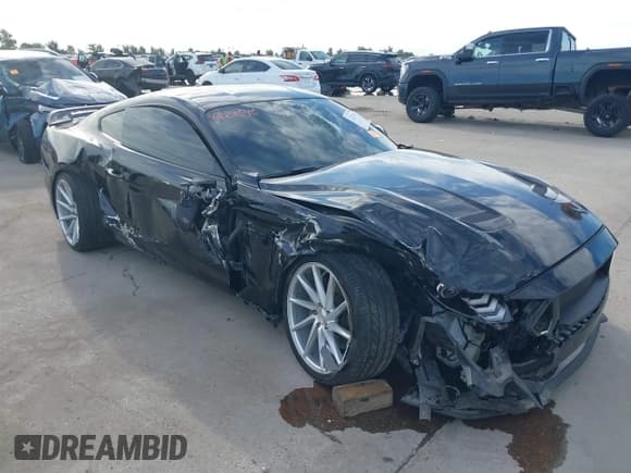 ✅ 2018 Ford Mustang GT • VIN: 1FA6P8CF9J5163065 • Lot: 42829545. Listed on IAAI with 112,404 mi. Free auction sales archive from the USA and detailed vehicle history report at DreamBid. Image 6.