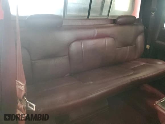 ✅ 1998 GMC Sierra 1500 • VIN: 2GTEK19RXW1547233 • Лот: 60666705. Опубликован ранее на Copart с пробегом 168 373 миль. Бесплатный доступ к архиву аукционных продаж из США и подробный отчёт об истории автомобиля на DreamBid. Изображение 10.