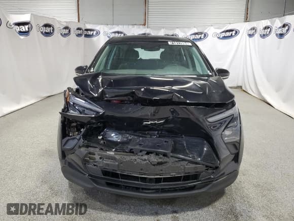 ✅ 2023 Chevrolet Bolt EV 1LT • VIN: 1G1FW6S08P4187640 • Lot: 71317094. Wystawiony na Copart z przebiegiem 15 199 mil. Bezpłatny archiwum sprzedaży aukcyjnych z USA i szczegółowy raport historii pojazdu na DreamBid. Zdjęcie 5.