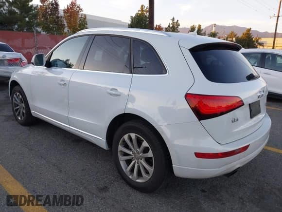 ✅ 2013 Audi Q5 Premium • VIN: WA1CFAFP3DA020999 • Lot: 43870444. Listed on IAAI with 185,481 mi. Free auction sales archive from the USA and detailed vehicle history report at DreamBid. Image 3.