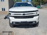 ✅ 2019 Chevrolet Silverado 1500 RST • VIN: 3GCUYEED6KG155945 • Lot: 43473839. Wystawiony na IAAI z przebiegiem 83 602 mil. Bezpłatny archiwum sprzedaży aukcyjnych z USA i szczegółowy raport historii pojazdu na DreamBid. Zdjęcie 12.