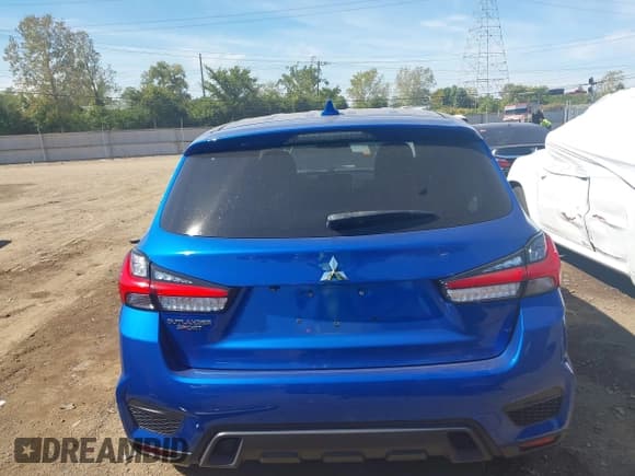 ✅ 2021 Mitsubishi Outlander ES • VIN: JA4APUAU0MU000260 • Лот: 43308105. Опубликован ранее на IAAI с пробегом 68 714 миль. Бесплатный доступ к архиву аукционных продаж из США и подробный отчёт об истории автомобиля на DreamBid. Изображение 17.