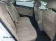 ✅ 2017 Hyundai Sonata SE • VIN: KMHE24L16HA056246 • Lot: 81127175. Wystawiony na Copart z przebiegiem 104 882 mil mil. Skorzystaj z bezpłatnego archiwum sprzedaży aukcyjnych z USA i zobacz szczegółowy raport historii pojazdu na DreamBid. Zdjęcie 10.