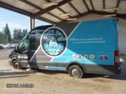 ✅ 2023 Ford Transit Cargo • VIN: 1FTBR3U89PKA33304 • Lot: 43395490. Wystawiony na IAAI z przebiegiem 89 723 mil. Bezpłatny archiwum sprzedaży aukcyjnych z USA i szczegółowy raport historii pojazdu na DreamBid. Zdjęcie 15.