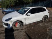 ✅ 2016 Porsche Cayenne Turbo • VIN: WP1AC2A20GLA89194 • Lot: 93461185. Listed on Copart with 92,117 mi. Free auction sales archive from the USA and detailed vehicle history report at DreamBid. Image 1.