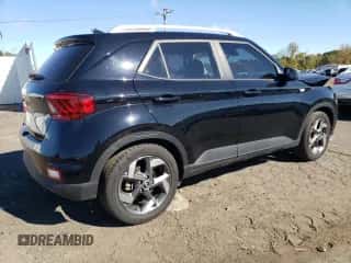 2021 Hyundai Venue SEL z VIN KMHRC8A32MU102321, wystawiony jako Copart lot #75223614 z przebiegiem 49 311 mil mil oraz Szkoda całkowita • Salvage title. Historia ofert i sprzedaży dostępna na DreamBid. Obrazek 3.