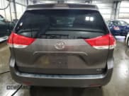 ✅ 2014 Toyota Sienna XLE • VIN: 5TDYK3DC2ES471560 • Lot: 93235465. Listed on Copart with 164,518 mi. Free auction sales archive from the USA and detailed vehicle history report at DreamBid. Image 6.