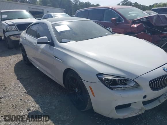 ✅ 2015 BMW 6 Series 640i xDrive • VIN: WBA6B8C59FD453073 • Lot: 41924061. Wystawiony na IAAI z przebiegiem 81 421 mil. Bezpłatny archiwum sprzedaży aukcyjnych z USA i szczegółowy raport historii pojazdu na DreamBid. Zdjęcie 1.