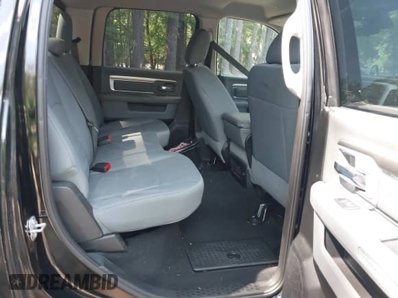 ✅ 2020 Ram 1500 SLT • VIN: 1C6RR7TT6LS120266 • Lot: 42689082. Listed on IAAI with 66,300 mi. Free auction sales archive from the USA and detailed vehicle history report at DreamBid. Image 8.