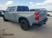 ✅ 2025 Chevrolet Silverado 1500 • VIN: 3GCUKHE81SG131512 • Лот: 67035875. Опубликован ранее на Copart с пробегом 2 852 миль. Бесплатный доступ к архиву аукционных продаж из США и подробный отчёт об истории автомобиля на DreamBid. Изображение 2.