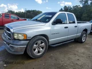 2004 Dodge 1500 SLT z VIN 1D7HA18D04S766646, wystawiony jako Copart lot #84986015 z przebiegiem Nie podano mil oraz Szkoda całkowita • Salvage title. Historia ofert i sprzedaży dostępna na DreamBid. Obrazek 1.