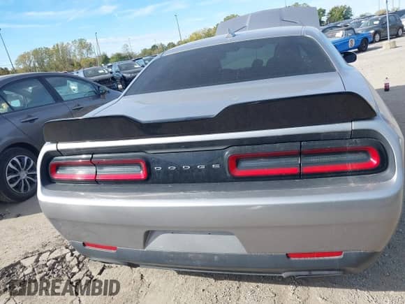 2016 Dodge Challenger R/T Plus Shaker z VIN 2C3CDZBTXGH278458, wystawiony jako IAAI lot #43462588 z przebiegiem 77 937 mil mil oraz . Historia ofert i sprzedaży dostępna na DreamBid. Obrazek 17.