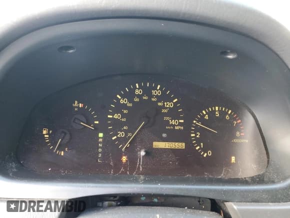 ✅ 2000 Lexus RX 300 • VIN: JT6HF10U0Y0105019 • Lot: 93639405. Listed on Copart with 170,556 mi. Free auction sales archive from the USA and detailed vehicle history report at DreamBid. Image 9.