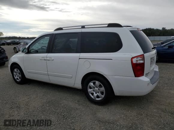 ✅ 2007 Kia Sedona LX • VIN: KNDMB233776167492 • Лот: 86121305. Опубликован ранее на Copart с пробегом 157 053 миль. Бесплатный доступ к архиву аукционных продаж из США и подробный отчёт об истории автомобиля на DreamBid. Изображение 2.