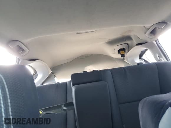 ✅ 2016 Toyota RAV4 XLE • VIN: 2T3RFREV2GW528515 • Лот: 90097235. Опубликован ранее на Copart с пробегом 47 711 миль. Бесплатный доступ к архиву аукционных продаж из США и подробный отчёт об истории автомобиля на DreamBid. Изображение 10.