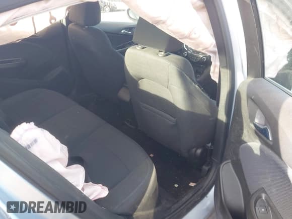 ✅ 2017 Chevrolet Cruze LT • VIN: 1G1BE5SM9H7253143 • Lot: 43561035. Listed on IAAI with 94,035 mi. Free auction sales archive from the USA and detailed vehicle history report at DreamBid. Image 8.