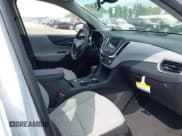 ✅ 2019 Chevrolet Equinox LS • VIN: 3GNAXSEV5KS580140 • Лот: 43233437. Опубликован ранее на IAAI с пробегом 47 537 миль. Бесплатный доступ к архиву аукционных продаж из США и подробный отчёт об истории автомобиля на DreamBid. Изображение 5.