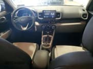 ✅ 2022 Hyundai Venue SEL • VIN: KMHRC8A30NU157125 • Лот: 42765915. Опубликован ранее на Copart с пробегом 23 739 миль. Бесплатный доступ к архиву аукционных продаж из США и подробный отчёт об истории автомобиля на DreamBid. Изображение 8.