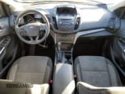 ✅ 2017 Ford Escape SE • VIN: 1FMCU9GD1HUE11325 • Lot: 89575645. Wystawiony na Copart z przebiegiem 147 056 mil. Bezpłatny archiwum sprzedaży aukcyjnych z USA i szczegółowy raport historii pojazdu na DreamBid. Zdjęcie 8.