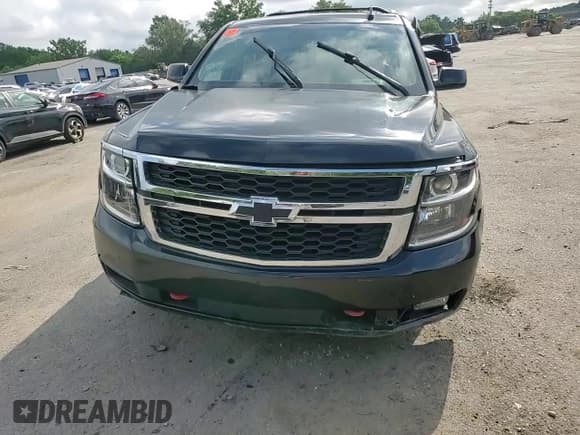 ✅ 2017 Chevrolet Suburban LT • VIN: 1GNSKHKC5HR360856 • Lot: 63503435. Wystawiony na Copart z przebiegiem 114 162 mil. Bezpłatny archiwum sprzedaży aukcyjnych z USA i szczegółowy raport historii pojazdu na DreamBid. Zdjęcie 14.