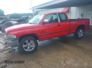 ✅ 1995 Dodge 1500 • VIN: 3B7HC13Z1SG707391 • Lot: 42248244. Listed on IAAI with 206,361 mi. Free auction sales archive from the USA and detailed vehicle history report at DreamBid. Image 2.