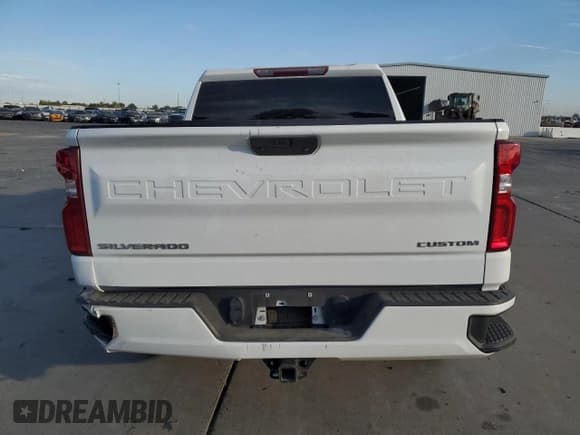 ✅ 2021 Chevrolet Silverado 1500 Custom • VIN: 1GCPWBEK8MZ315214 • Lot: 73424534. Wystawiony na Copart z przebiegiem 41 298 mil. Bezpłatny archiwum sprzedaży aukcyjnych z USA i szczegółowy raport historii pojazdu na DreamBid. Zdjęcie 6.