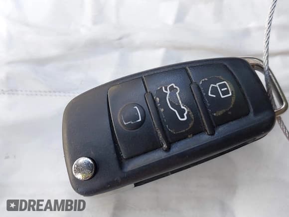 ✅ 2005 Audi A6 • VIN: WAUDG74F65N065768 • Лот: 43408293. Опубликован ранее на IAAI с пробегом 131 985 миль. Бесплатный доступ к архиву аукционных продаж из США и подробный отчёт об истории автомобиля на DreamBid. Изображение 11.