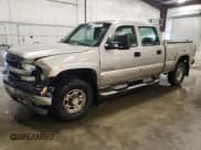 ✅ 2001 Chevrolet Silverado 2500HD LS • VIN: 1GCHK23U21F205793 • Lot: 44236885. Wystawiony na Copart z przebiegiem 204 555 mil. Bezpłatny archiwum sprzedaży aukcyjnych z USA i szczegółowy raport historii pojazdu na DreamBid. Zdjęcie 1.