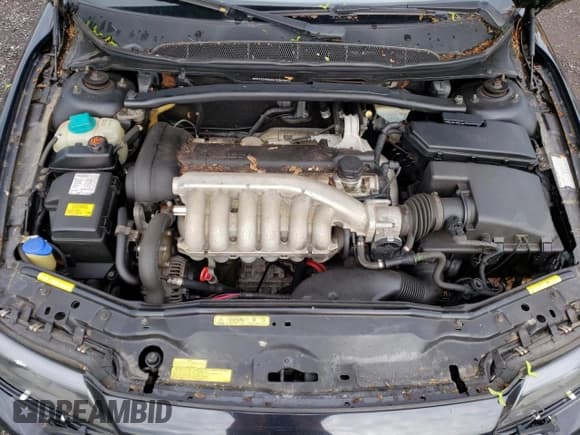 ✅ 2004 Volvo S80 • VIN: YV1TS92D941338597 • Lot: 55812535. Wystawiony na Copart z przebiegiem 101 211 mil. Bezpłatny archiwum sprzedaży aukcyjnych z USA i szczegółowy raport historii pojazdu na DreamBid. Zdjęcie 11.