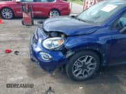 ✅ 2021 FIAT 500X Trekking • VIN: ZFBNF3B10MP945509 • Lot: 42299963. Wystawiony na IAAI z przebiegiem 35 474 mil. Bezpłatny archiwum sprzedaży aukcyjnych z USA i szczegółowy raport historii pojazdu na DreamBid. Zdjęcie 6.