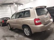 ✅ 2007 Toyota Highlander w/3rd Row • VIN: JTEEW21A070045078 • Lot: 42415121. Wystawiony na IAAI z przebiegiem 94 014 mil. Bezpłatny archiwum sprzedaży aukcyjnych z USA i szczegółowy raport historii pojazdu na DreamBid. Zdjęcie 14.