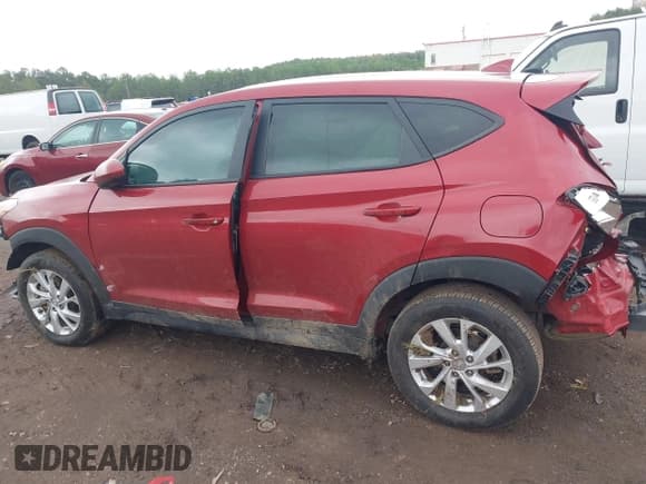 ✅ 2021 Hyundai Tucson SE • VIN: KM8J23A45MU325691 • Lot: 43579618. Listed on IAAI with 95,366 mi. Free auction sales archive from the USA and detailed vehicle history report at DreamBid. Image 13.