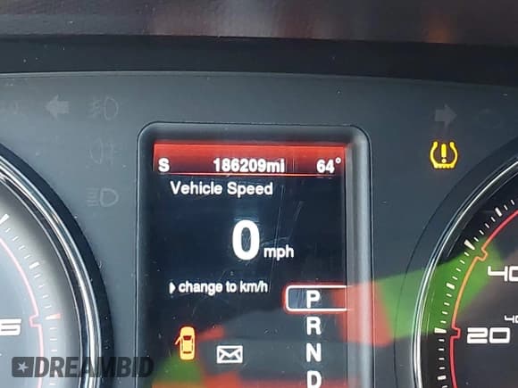 ✅ 2014 Dodge Charger RT Plus • VIN: 2C3CDXDT5EH156279 • Lot: 43451563. Wystawiony na IAAI z przebiegiem 186 209 mil. Bezpłatny archiwum sprzedaży aukcyjnych z USA i szczegółowy raport historii pojazdu na DreamBid. Zdjęcie 15.