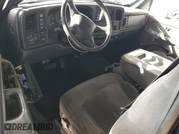 ✅ 2002 Chevrolet Silverado 1500 LS • VIN: 1GCEK19T92E239779 • Лот: 86126465. Опубликован ранее на Copart с пробегом 231 003 миль. Бесплатный доступ к архиву аукционных продаж из США и подробный отчёт об истории автомобиля на DreamBid. Изображение 8.