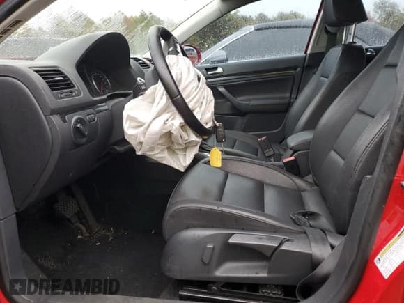 ✅ 2010 Volkswagen Jetta SE • VIN: 3VWRZ7AJXAM054740 • Lot: 60587724. Wystawiony na Copart z przebiegiem 67 363 mil. Bezpłatny archiwum sprzedaży aukcyjnych z USA i szczegółowy raport historii pojazdu na DreamBid. Zdjęcie 7.