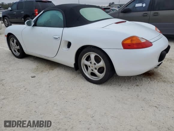 ✅ 1998 Porsche Boxster • VIN: WP0CA2987WU623387 • Lot: 55804265. Wystawiony na Copart z przebiegiem Nie podano. Bezpłatny archiwum sprzedaży aukcyjnych z USA i szczegółowy raport historii pojazdu na DreamBid. Zdjęcie 2.