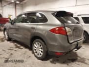 ✅ 2011 Porsche Cayenne • VIN: WP1AA2A28BLA01121 • Lot: 41237268. Wystawiony na IAAI z przebiegiem 134 758 mil. Bezpłatny archiwum sprzedaży aukcyjnych z USA i szczegółowy raport historii pojazdu na DreamBid. Zdjęcie 3.