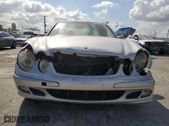 ✅ 2003 Mercedes-Benz E 320 • VIN: WDBUF65J43A157788 • Lot: 80157475. Wystawiony na Copart z przebiegiem 174 892 mil. Bezpłatny archiwum sprzedaży aukcyjnych z USA i szczegółowy raport historii pojazdu na DreamBid. Zdjęcie 5.