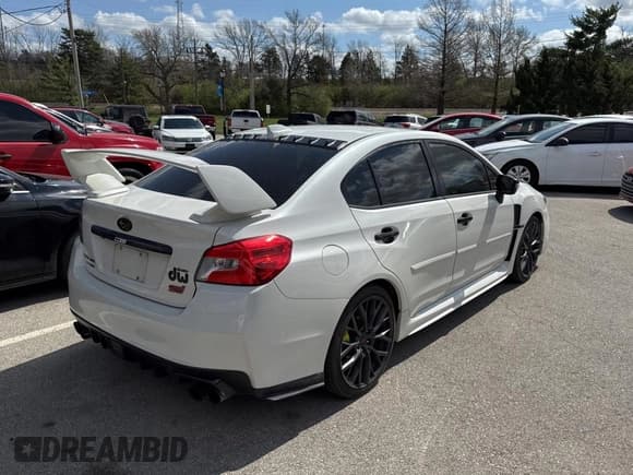 ✅ 2018 Subaru WRX STI Limited • VIN: JF1VA2W60J9804392 • Lot: 51280185. Listed on Copart with 112,512 mi. Free auction sales archive from the USA and detailed vehicle history report at DreamBid. Image 4.