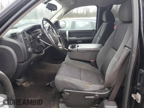 2009 Chevrolet Silverado 1500 LT z VIN 1GCEK29079Z158617, wystawiony jako Copart lot #90609945 z przebiegiem 118 047 mil mil oraz Czysty tytuł • Clean title. Historia ofert i sprzedaży dostępna na DreamBid. Obrazek 7.