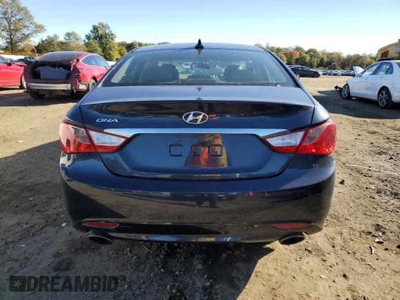 ✅ 2011 Hyundai Sonata Limited • VIN: 5NPEC4AC0BH274057 • Lot: 86437495. Listed on Copart with 157,715 mi. Free auction sales archive from the USA and detailed vehicle history report at DreamBid. Image 6.