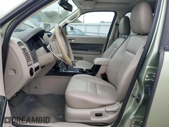 ✅ 2009 Ford Escape Hybrid • VIN: 1FMCU59359KB19042 • Lot: 71914005. Listed on Copart with 207,520 mi. Free auction sales archive from the USA and detailed vehicle history report at DreamBid. Image 7.