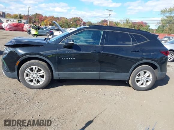 ✅ 2020 Chevrolet Blazer LT • VIN: 3GNKBBRA0LS634391 • Лот: 40618462. Опубликован ранее на IAAI с пробегом 57 950 миль. Бесплатный доступ к архиву аукционных продаж из США и подробный отчёт об истории автомобиля на DreamBid. Изображение 14.