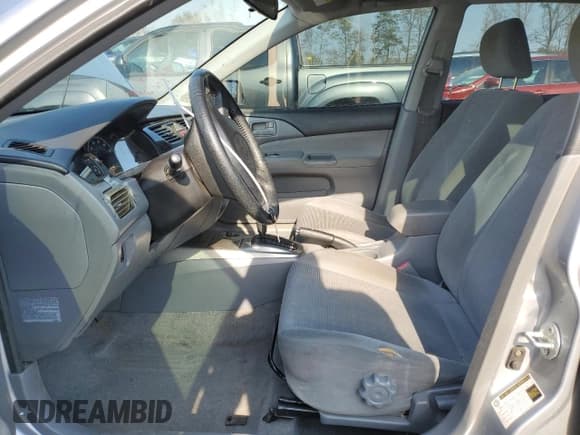 ✅ 2004 Mitsubishi Lancer LS • VIN: JA3AJ36E24U020656 • Lot: 50809275. Listed on Copart with 214,332 mi. Free auction sales archive from the USA and detailed vehicle history report at DreamBid. Image 7.