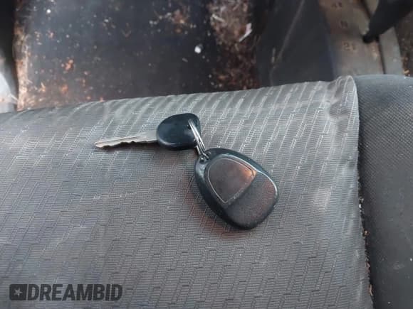 ✅ 2007 Chevrolet Silverado 1500 Work Truck • VIN: 1GCEK19C97E500349 • Лот: 43659427. Опубликован ранее на IAAI с пробегом 338 333 миль. Бесплатный доступ к архиву аукционных продаж из США и подробный отчёт об истории автомобиля на DreamBid. Изображение 11.