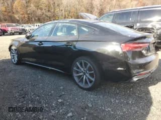 ✅ 2025 Audi A5 Sportback S line Premium • VIN: WAUDACF55SA007796 • Лот: 93939175. Опубликован ранее на Copart с пробегом 21 434 миль. Бесплатный доступ к архиву аукционных продаж из США и подробный отчёт об истории автомобиля на DreamBid. Изображение 2.