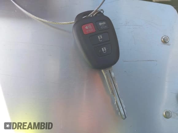 ✅ 2014 Toyota Corolla L • VIN: 5YFBURHE5EP105518 • Lot: 43161566. Wystawiony na IAAI z przebiegiem 160 661 mil. Bezpłatny archiwum sprzedaży aukcyjnych z USA i szczegółowy raport historii pojazdu na DreamBid. Zdjęcie 11.