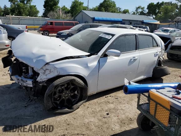 ✅ 2021 Chrysler 300 Touring L • VIN: 2C3CCARG4MH617532 • Lot: 58100715. Listed on Copart with Not provided. Free auction sales archive from the USA and detailed vehicle history report at DreamBid. Image 1.
